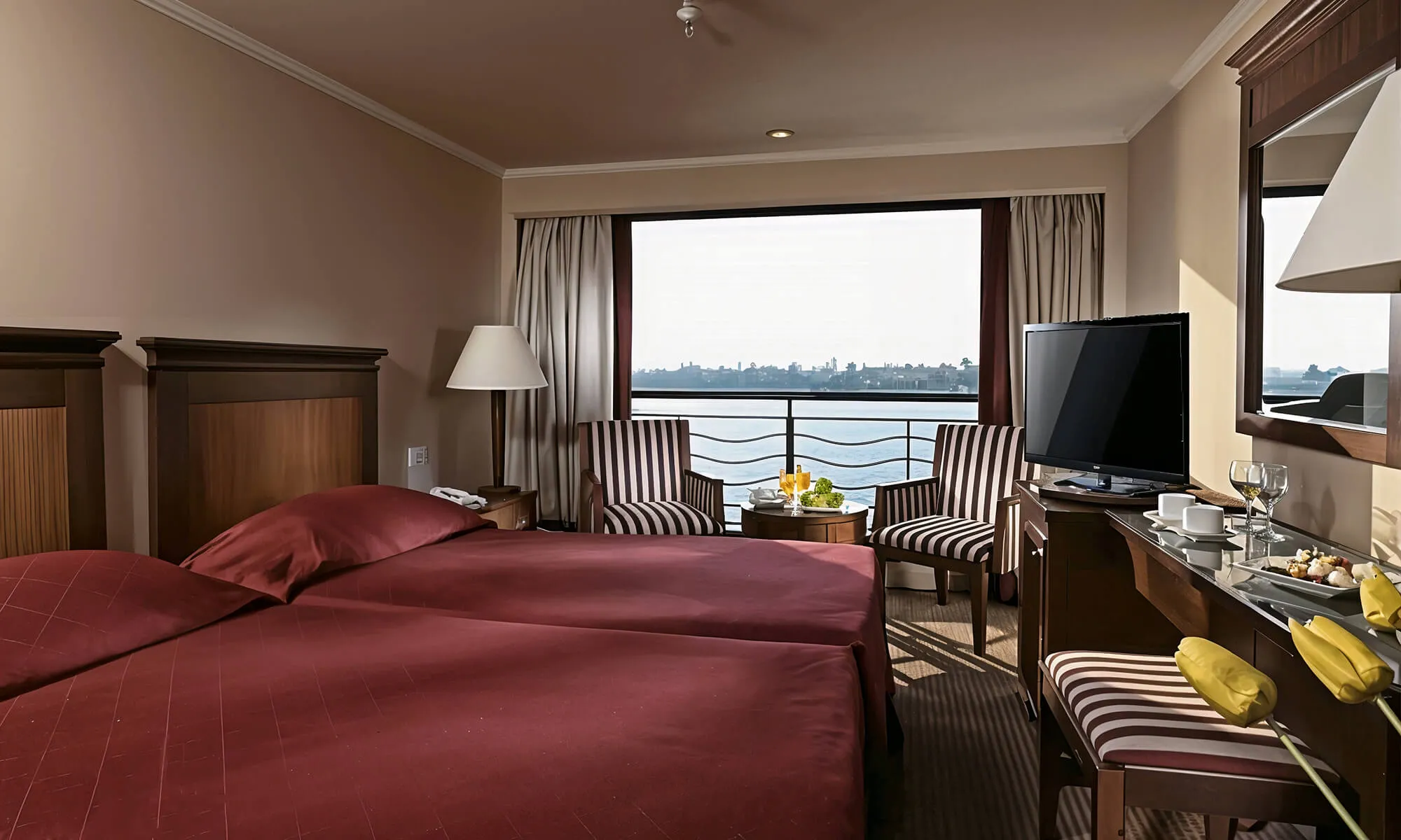 Deluxe Iberotel Crown Empress Nile Cruise
