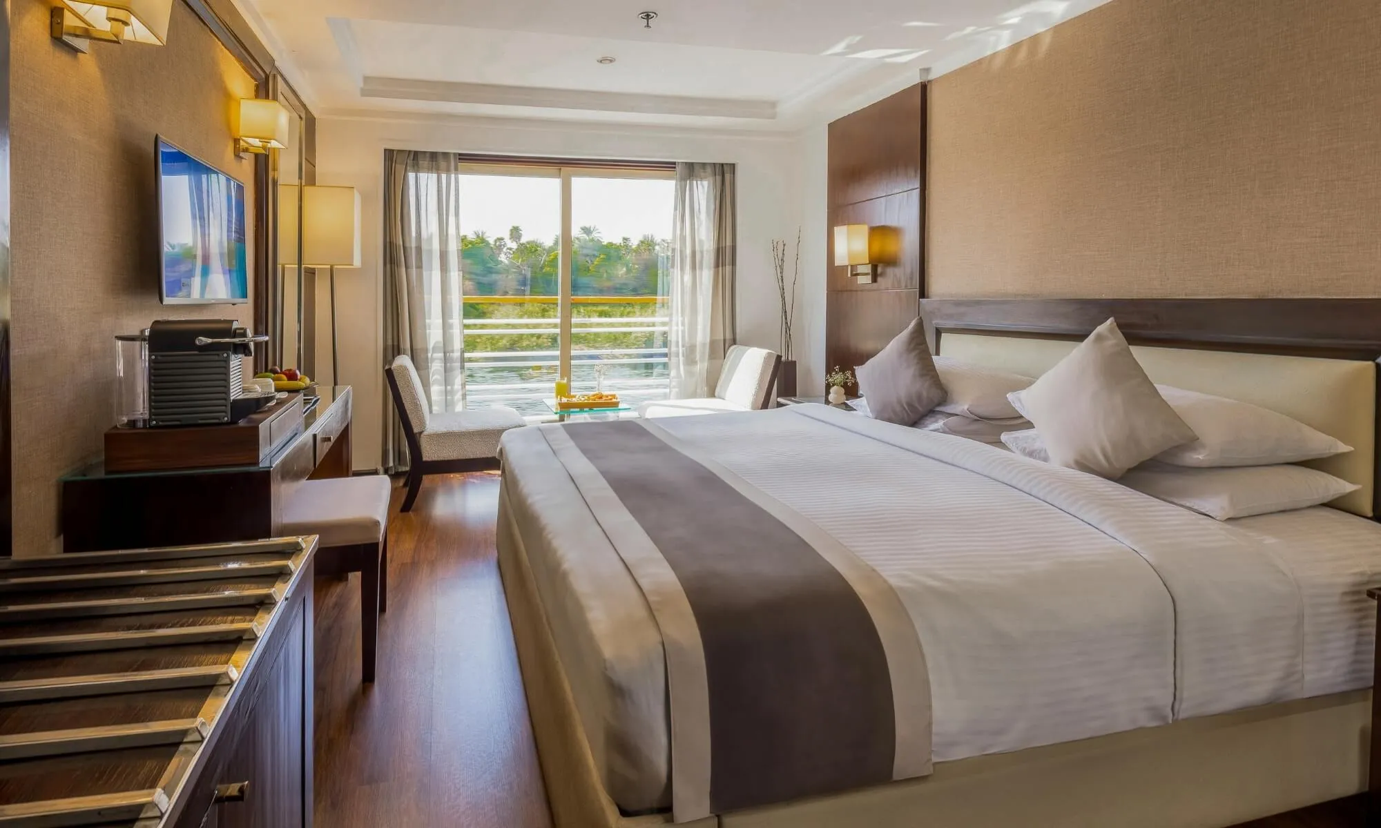Ultra Luxury MS Farah Nile Cruise