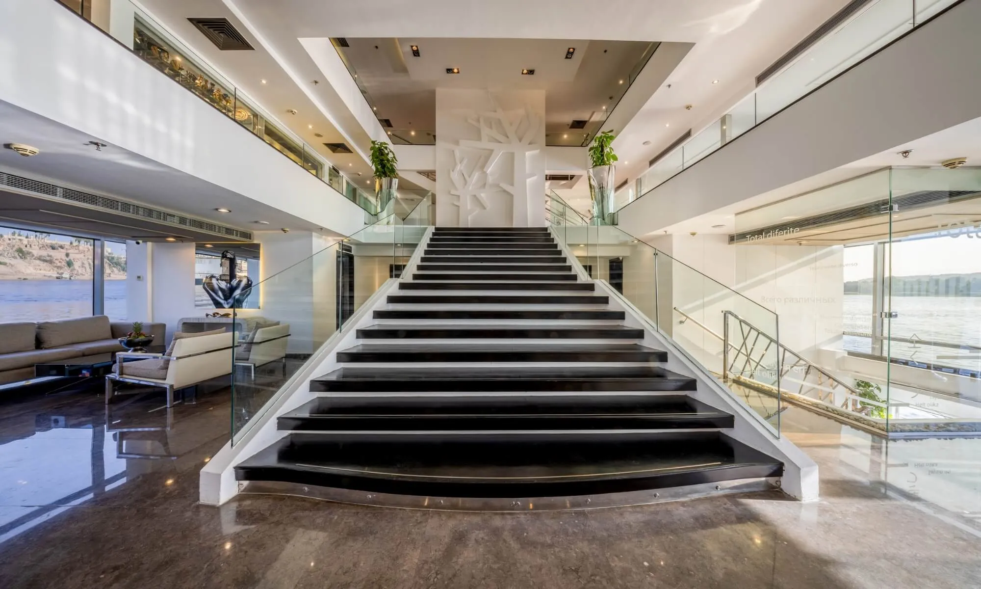 Ultra Luxury MS Farah Nile Cruise