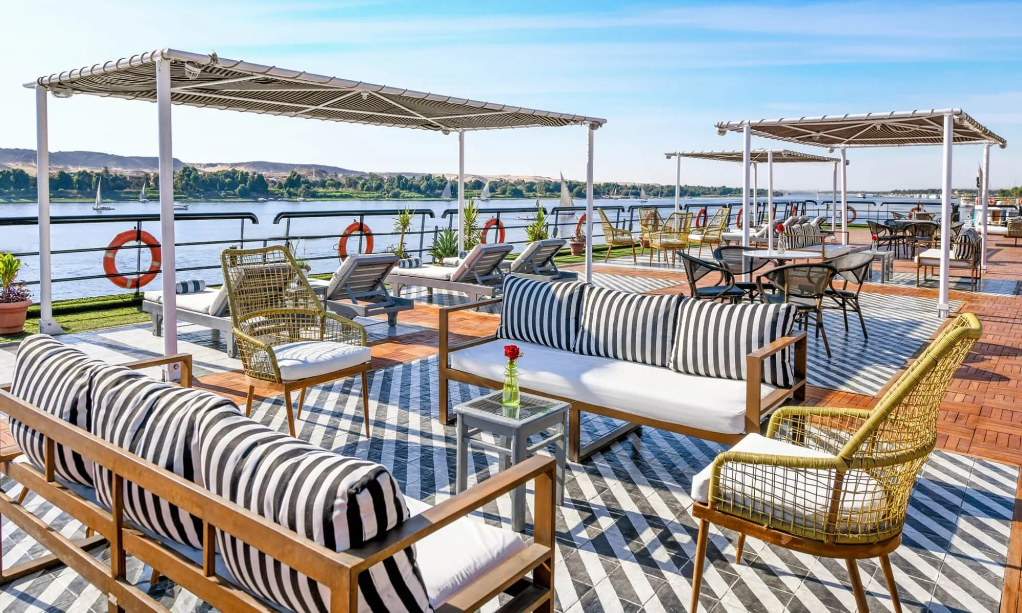 Luxury Movenpick Ms Hamees Nile Cruise