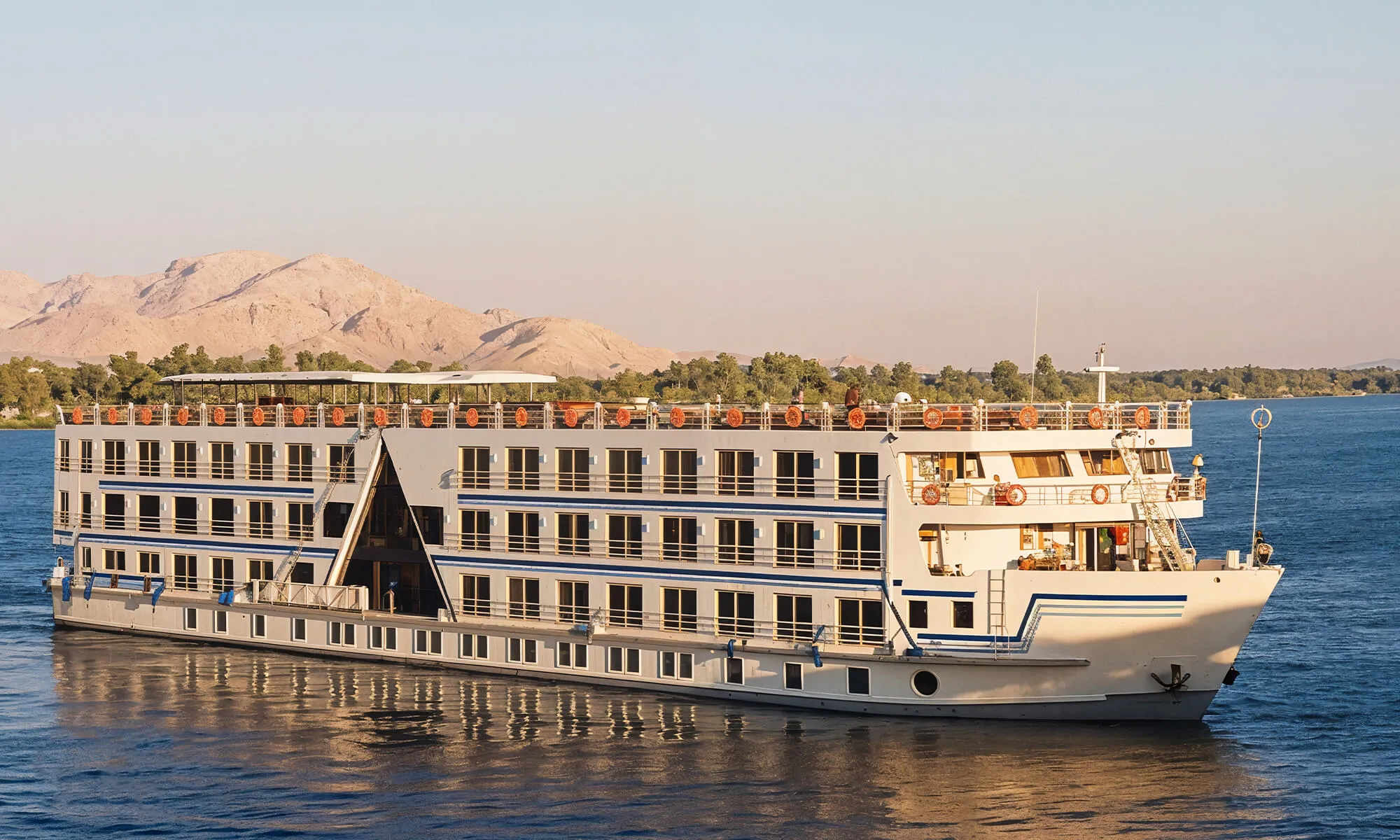 Deluxe M/S Concerto Nile Cruise