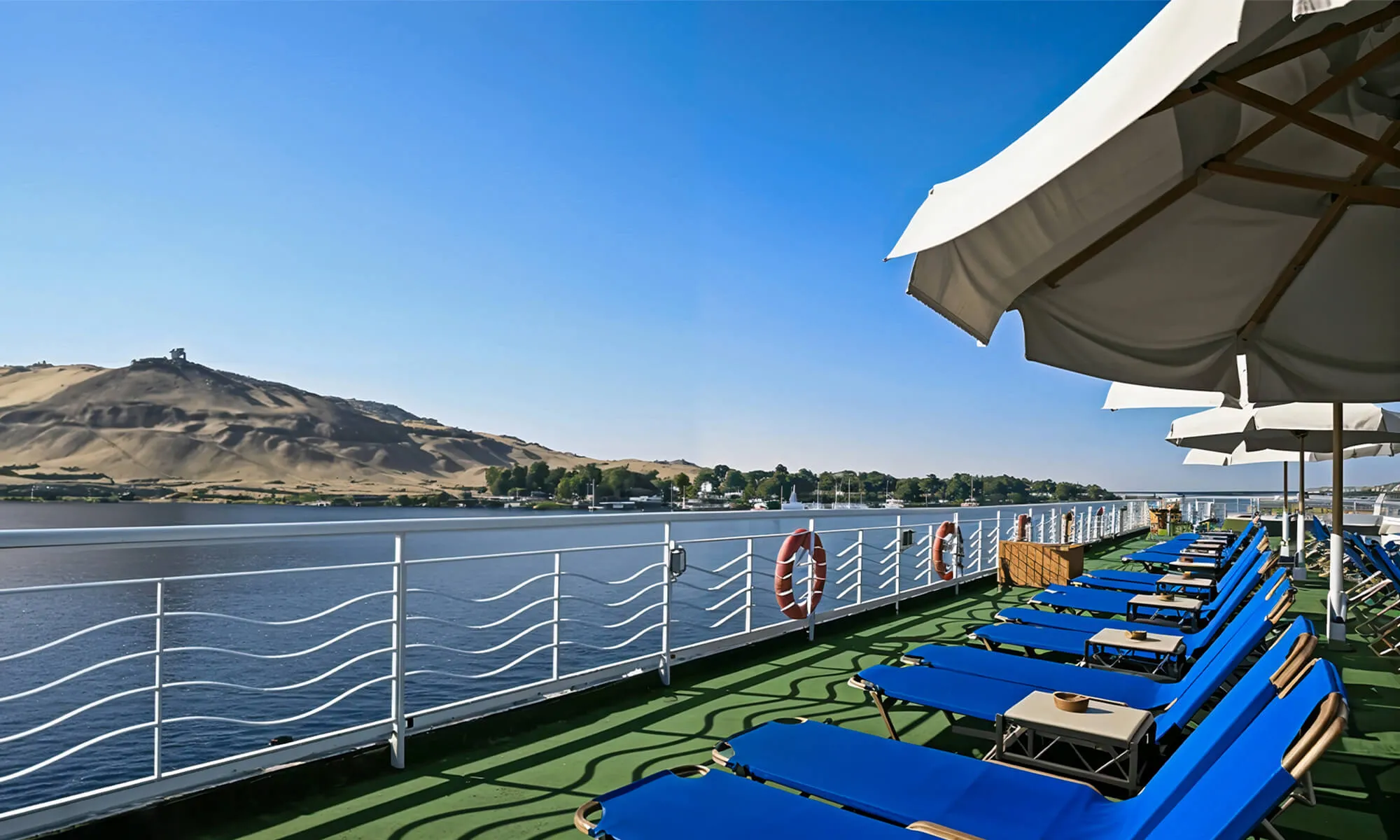 Deluxe Iberotel Crown Empress Nile Cruise