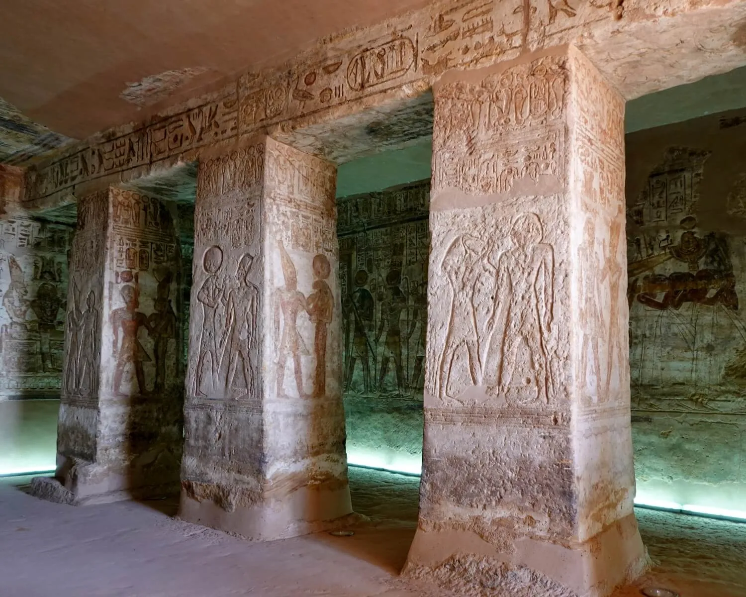 Temple of Derr