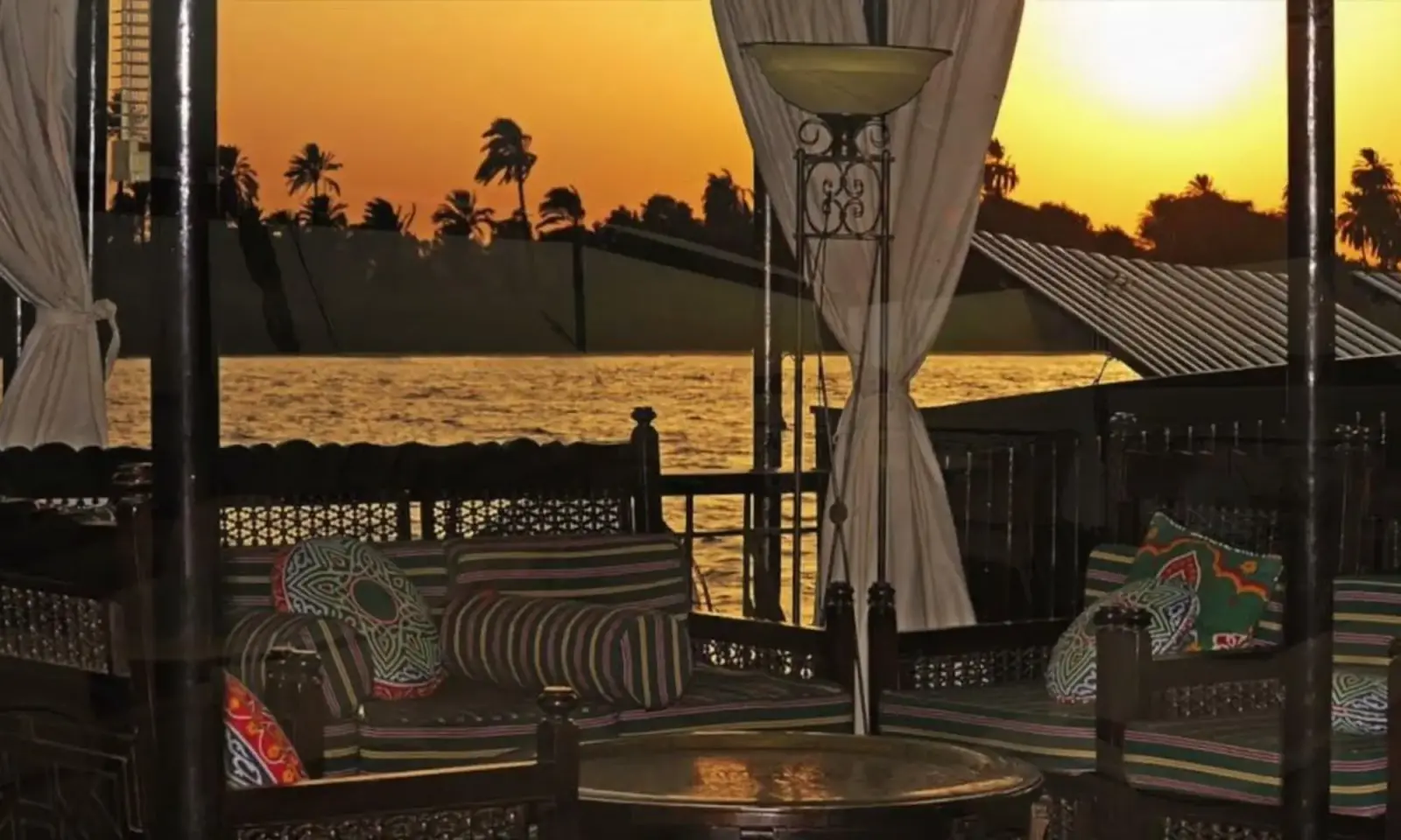 Dahabiya Nile Cruise Facilities 2 - Nile Cruise Holiday.webp