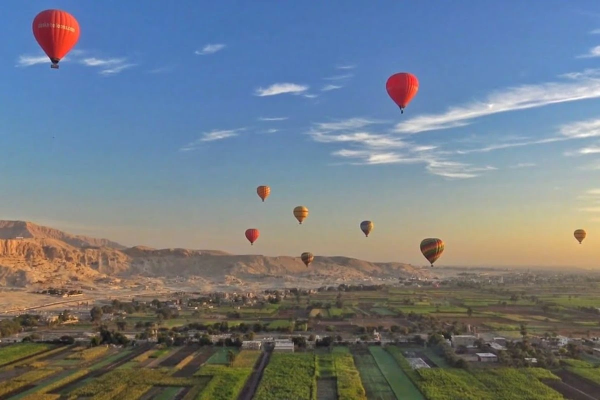 Sunrise Hot Air Balloon Ride - Nile Cruise Holiday.webp